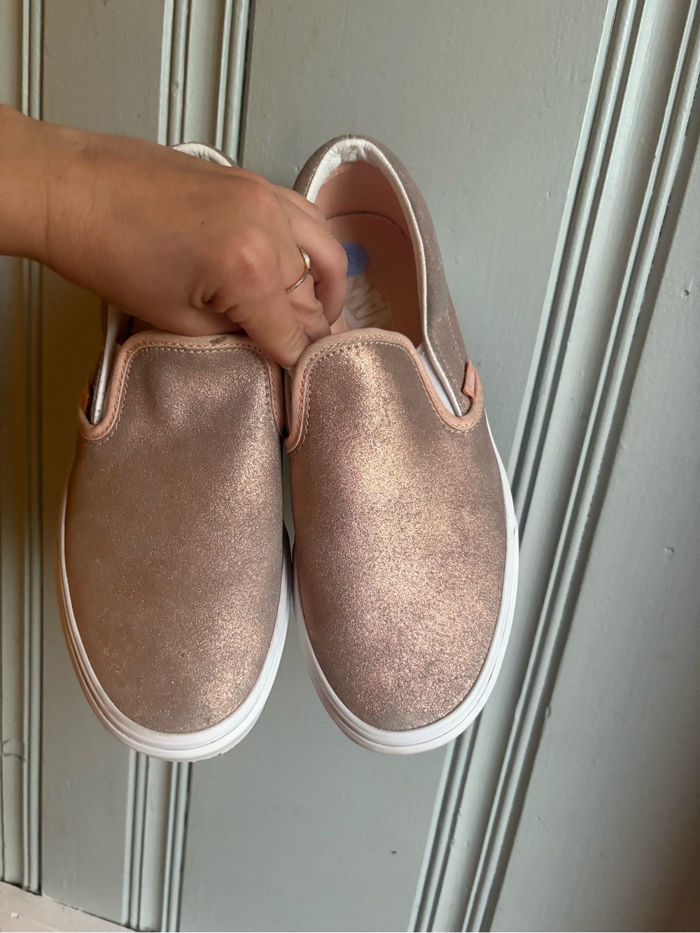 Women’s Size 9 Vans Slip-On Metallic Rose Sneakers - Picture 7 of 12
